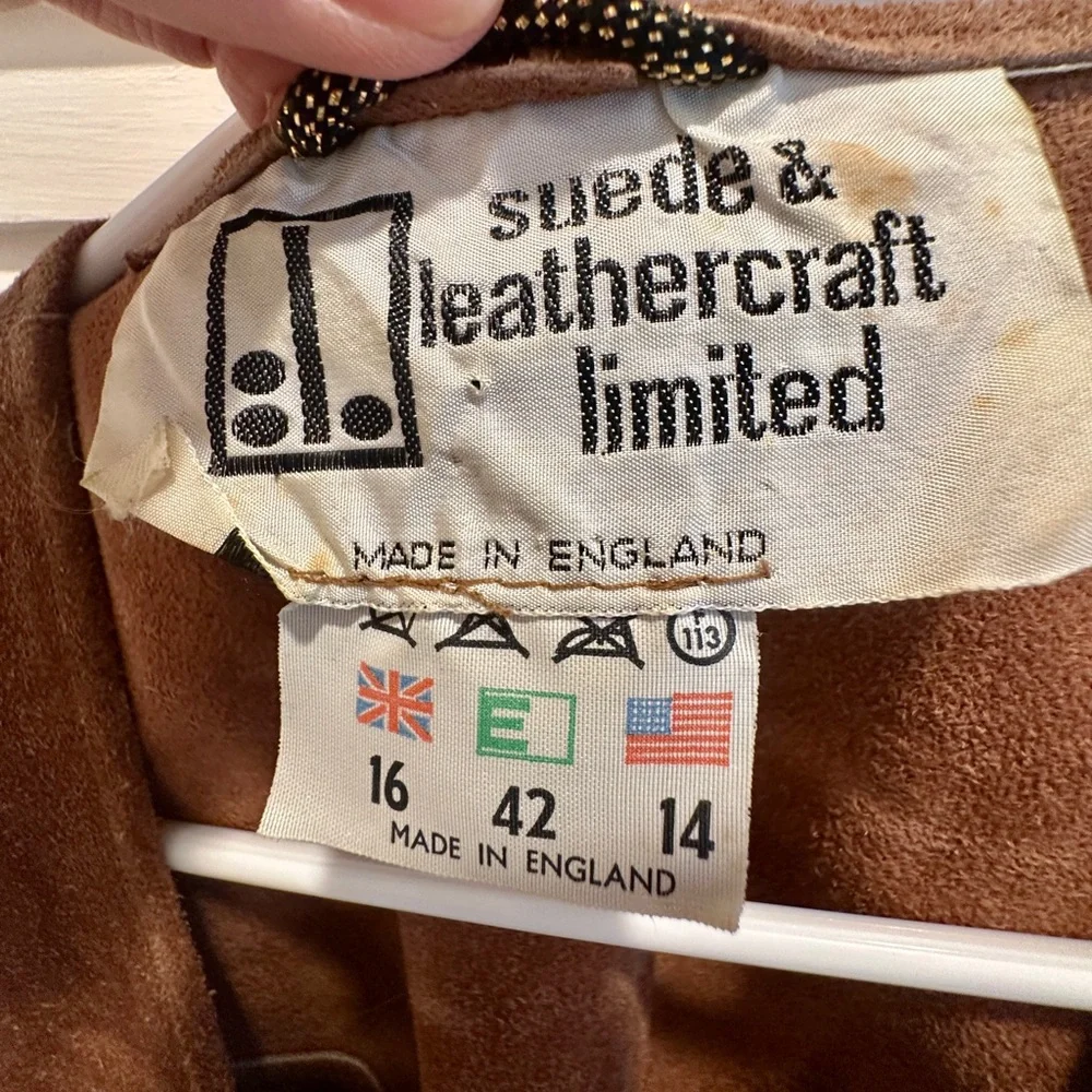 Brown Suede Vest - Picture 4 of 12